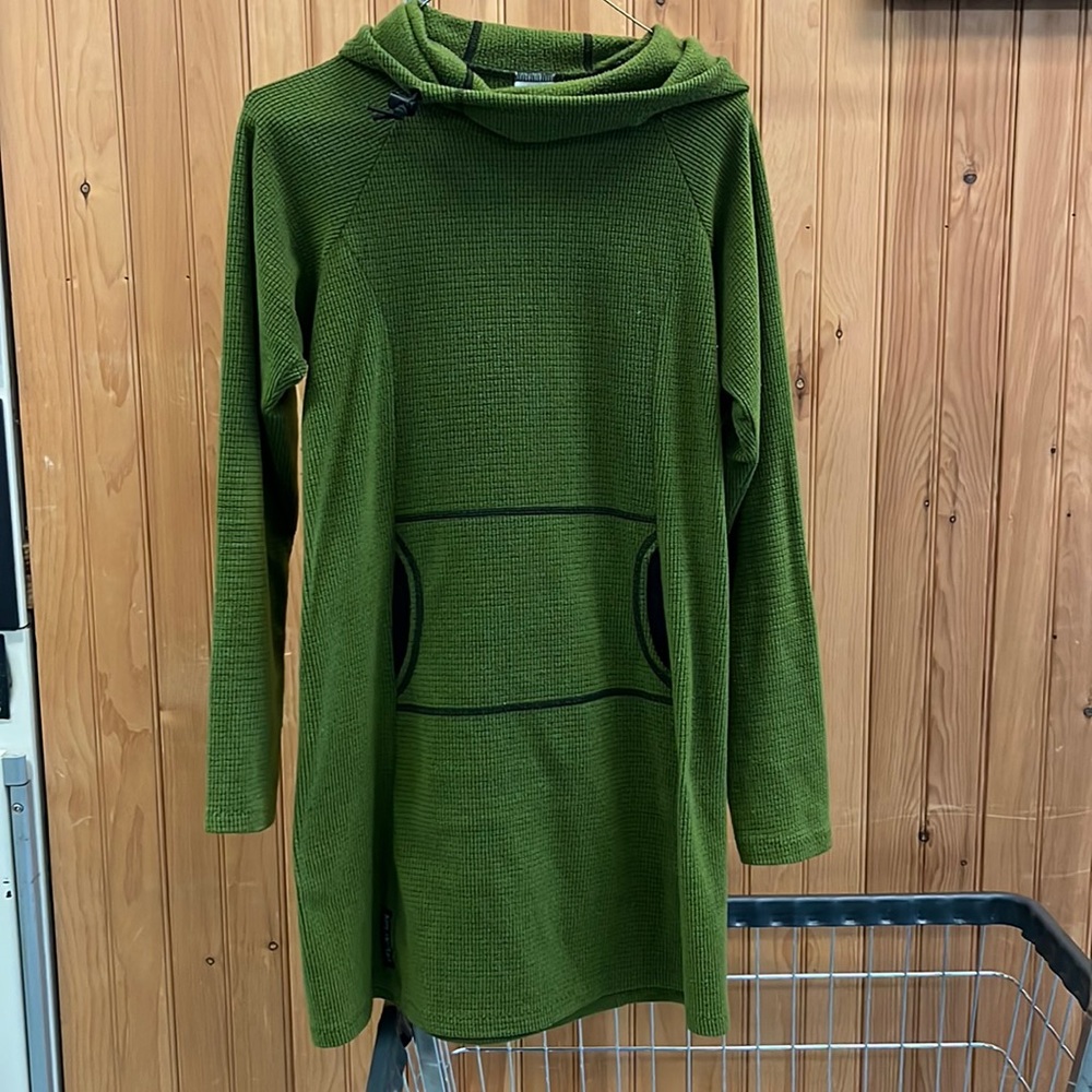 Melanzana green fleece tunic women’s medium